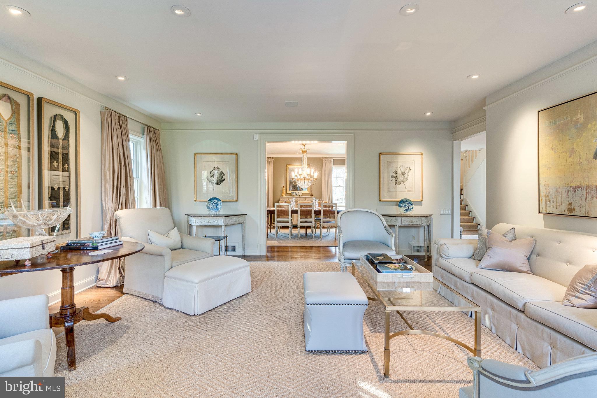 SPRING VALLEY - Residential