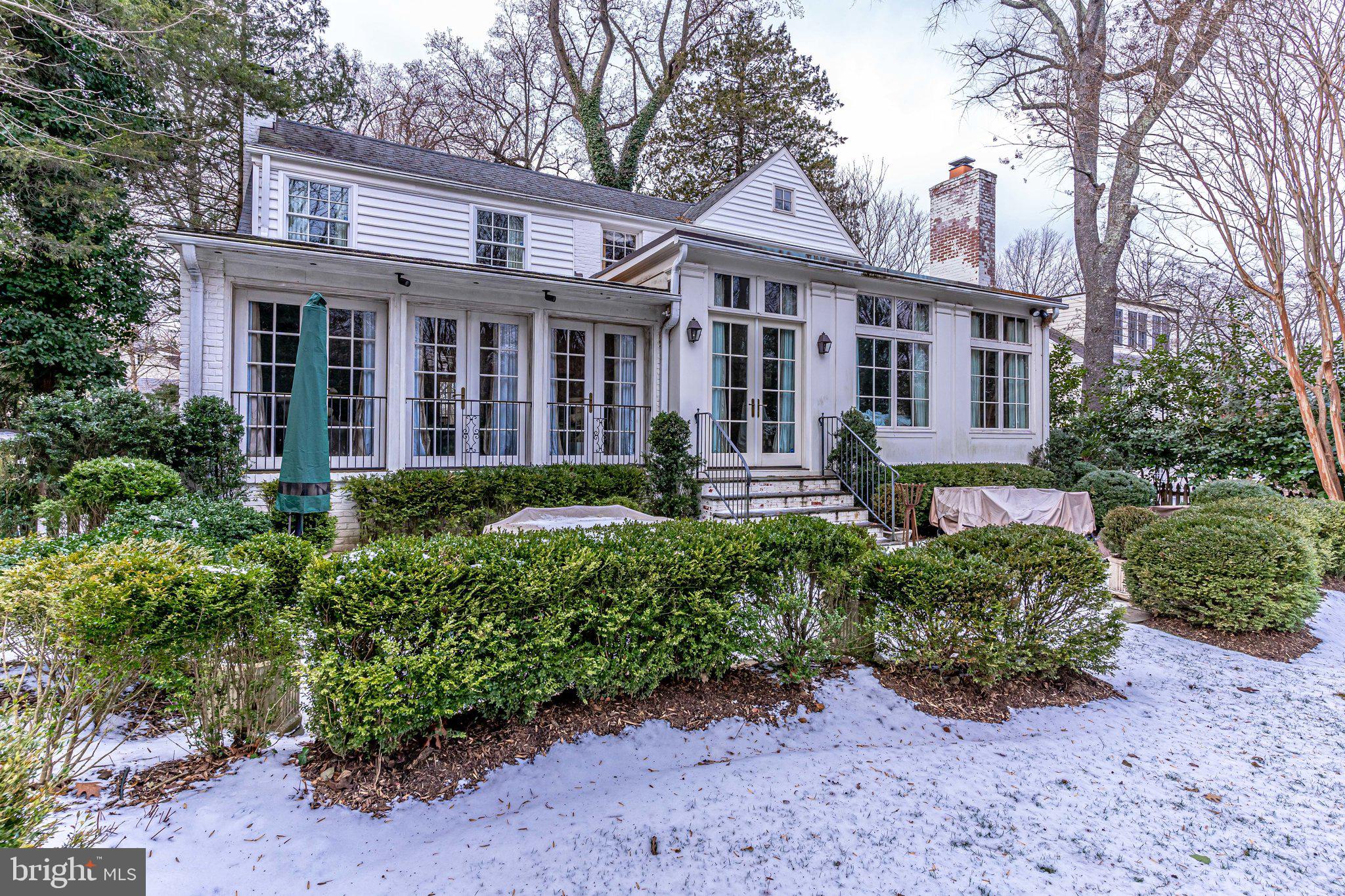 SPRING VALLEY - Residential