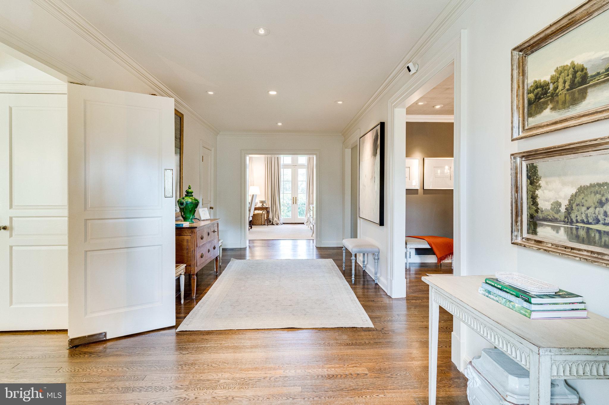 SPRING VALLEY - Residential