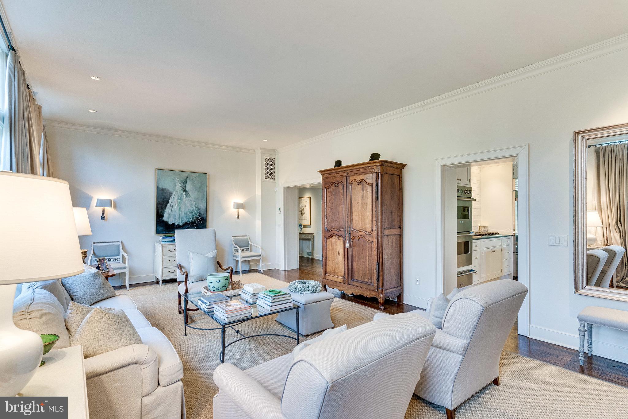 SPRING VALLEY - Residential