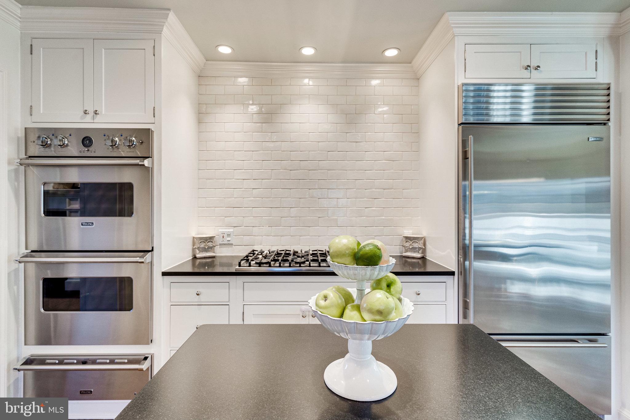 SPRING VALLEY - Residential