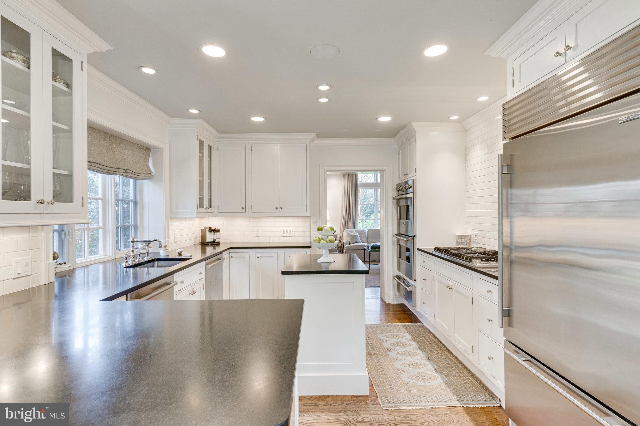 SPRING VALLEY - Residential