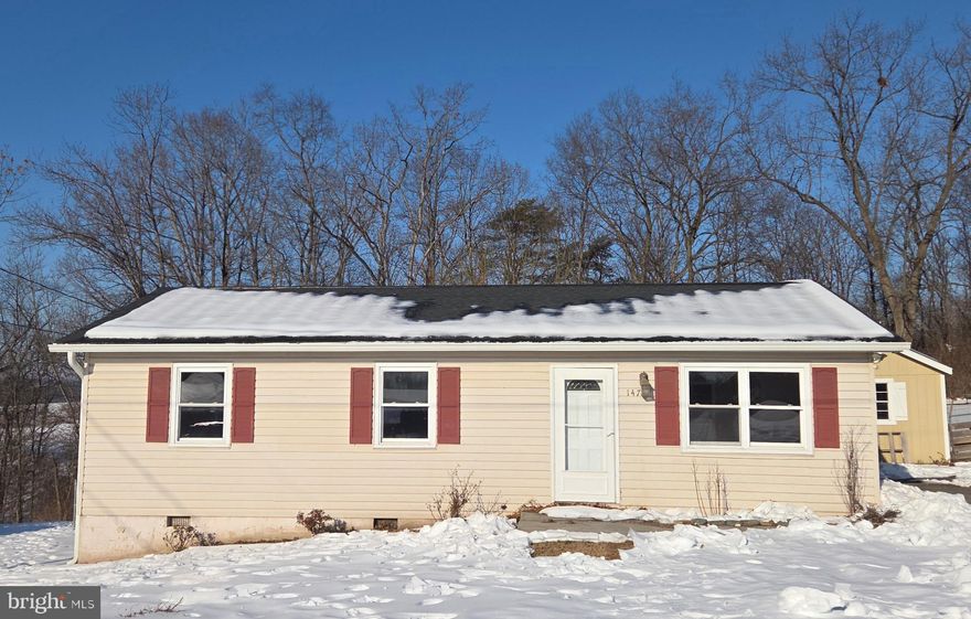 This charming ranch-style home in Fairview Orchard offers a perfect blend of comfort and functionality. With 960 sq. ft. , the inviting interior features three cozy bedrooms and a full bathroom complete with a jetted tub for relaxation. Enjoy the convenience of main-floor laundry, making daily chores a breeze. Step outside to discover a lovely deck and porch, ideal for morning coffee or evening relaxation. The exterior is adorned with thoughtful lighting and includes a shed for extra storage. The level lot backs onto an open common area, providing a serene backdrop for outdoor activities. With off-street parking for up to four vehicles and a welcoming front yard, this home is ready to embrace new memories. Experience the warmth and charm of this delightful property, where every detail invites you to settle in and feel at home. New roof, gutters and down spouts in 2024. Professional pictures coming 2/20/26