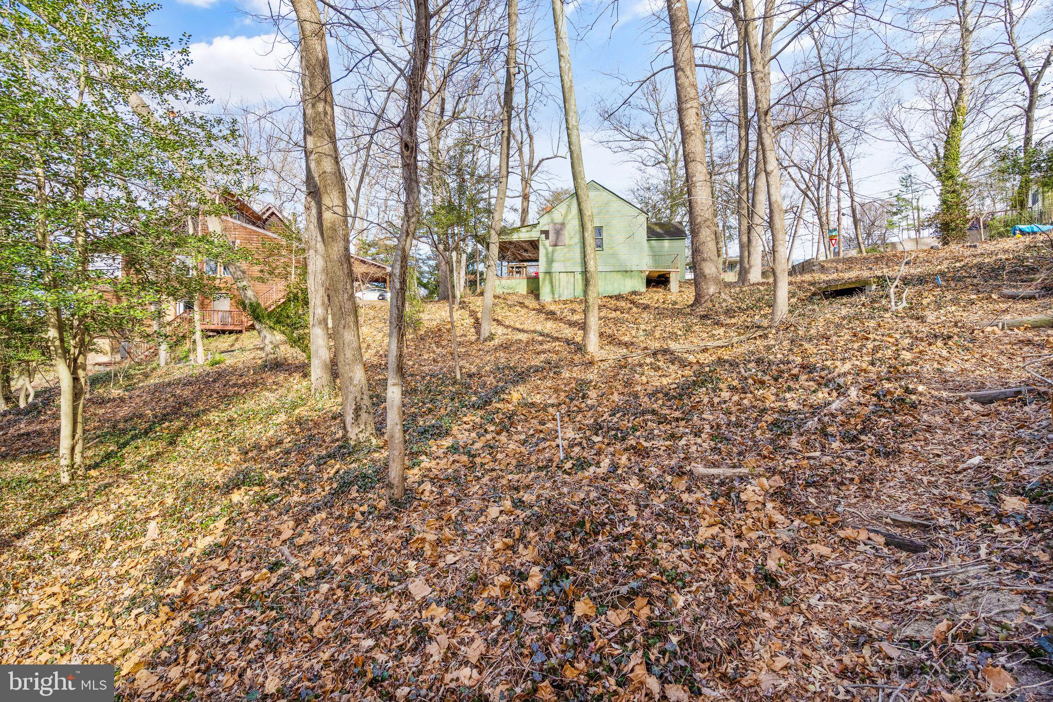 HOLLYWOOD ON SEVERN - Residential