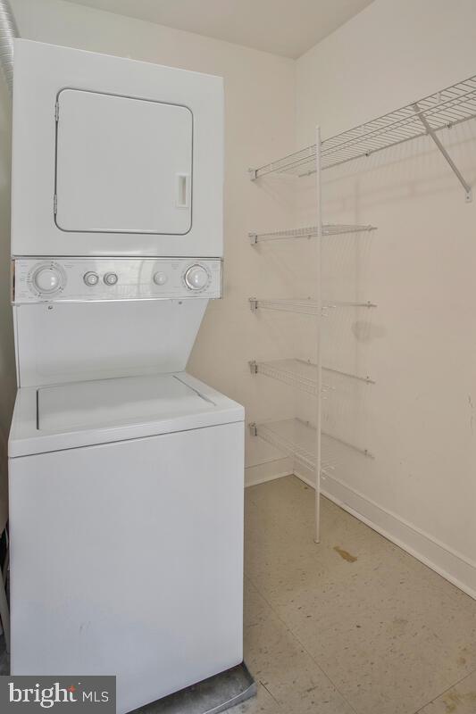 NORTH GREEN CONDOMINIUMS - Residential Lease