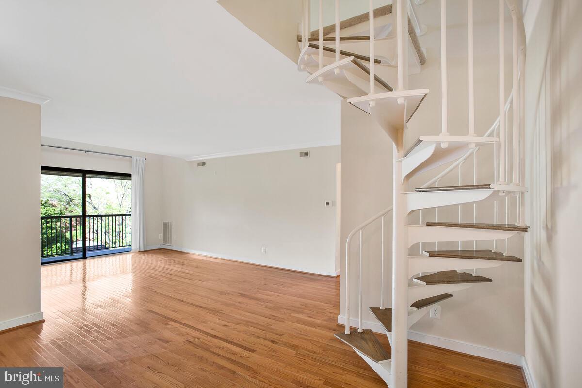 NORTH GREEN CONDOMINIUMS - Residential Lease