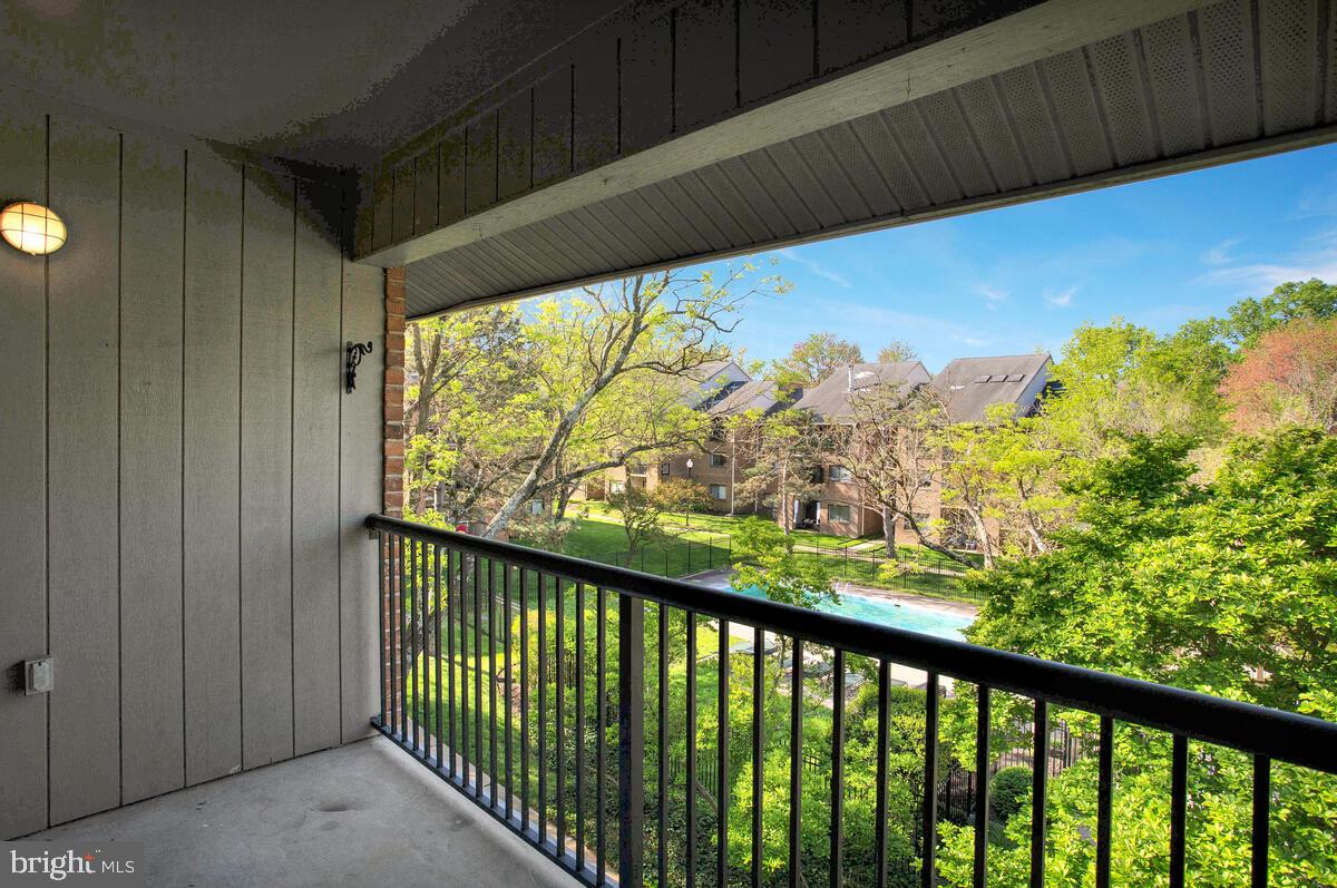 NORTH GREEN CONDOMINIUMS - Residential Lease