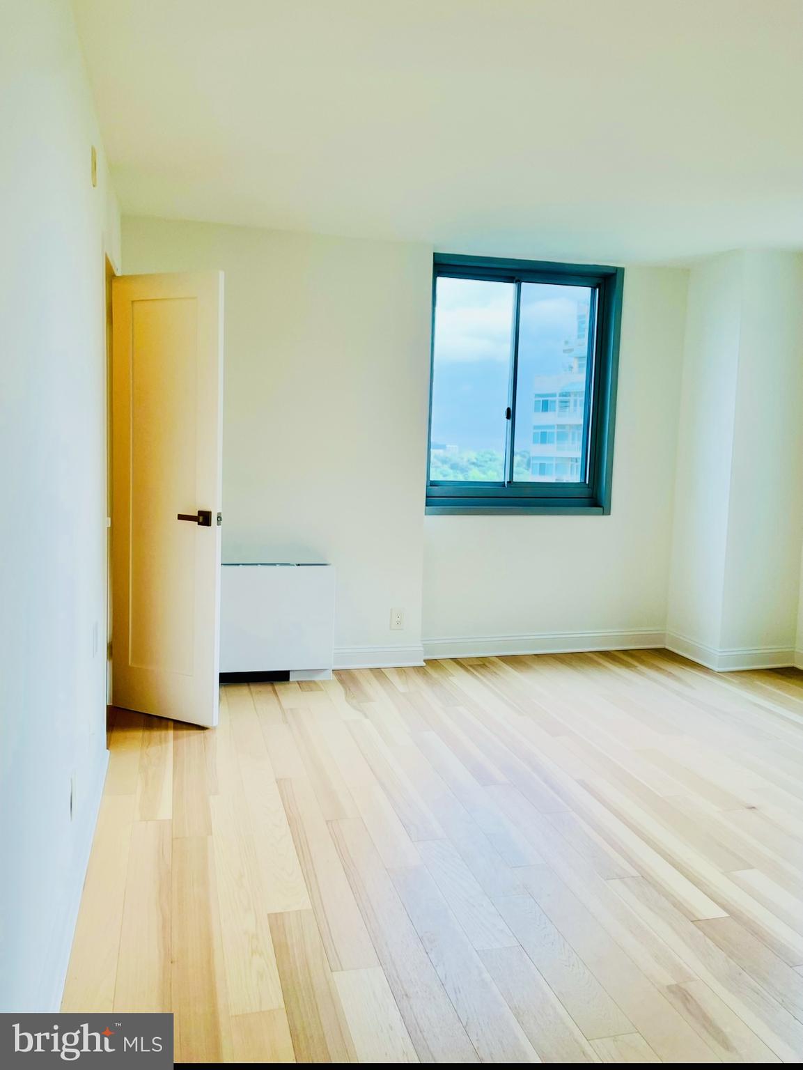 FRIENDSHIP HEIGHTS - Residential