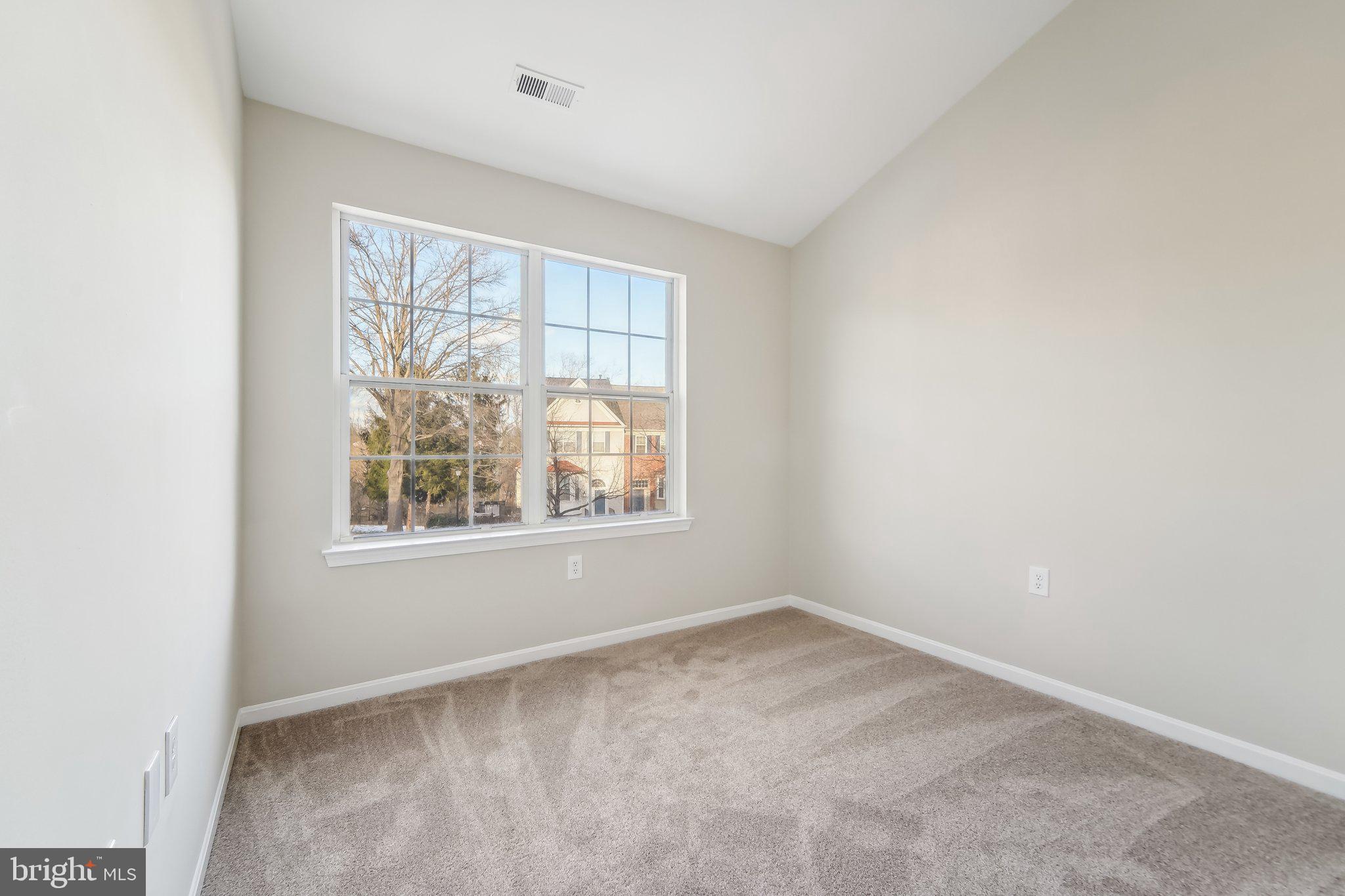 TUSCARORA KNOLLS - Residential