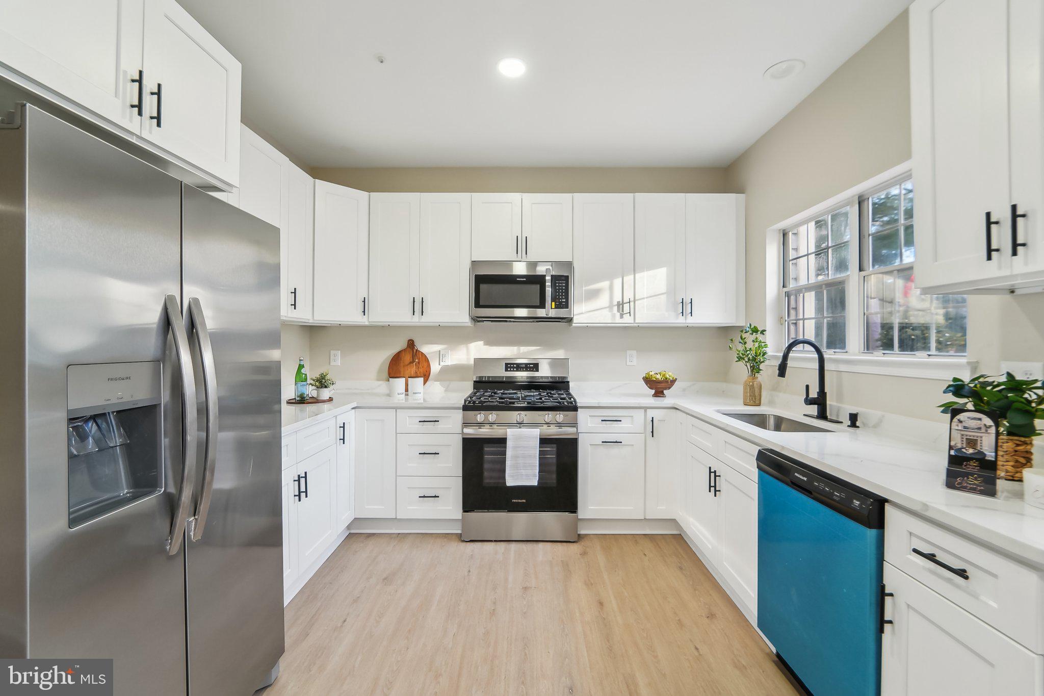 TUSCARORA KNOLLS - Residential