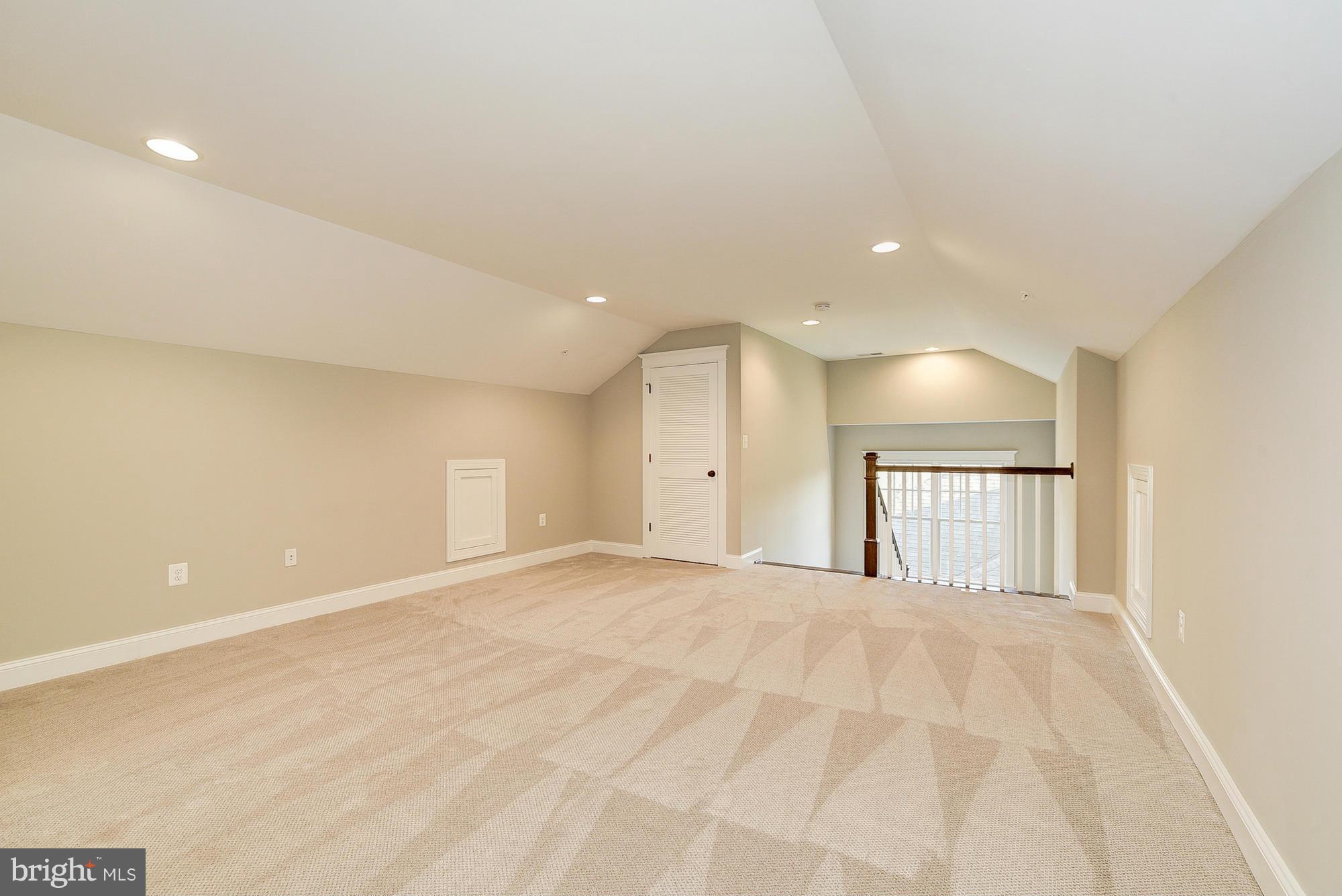 GLEN MAR PARK - Residential