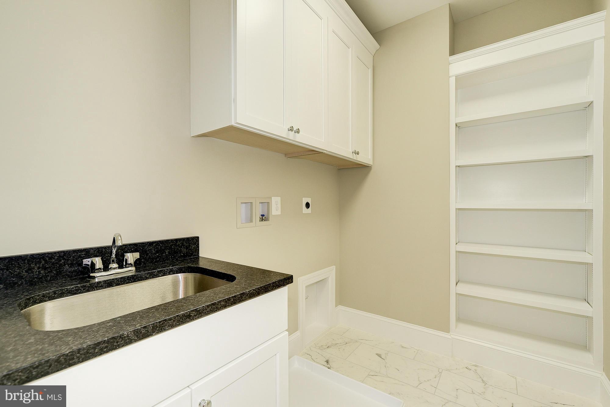 GLEN MAR PARK - Residential