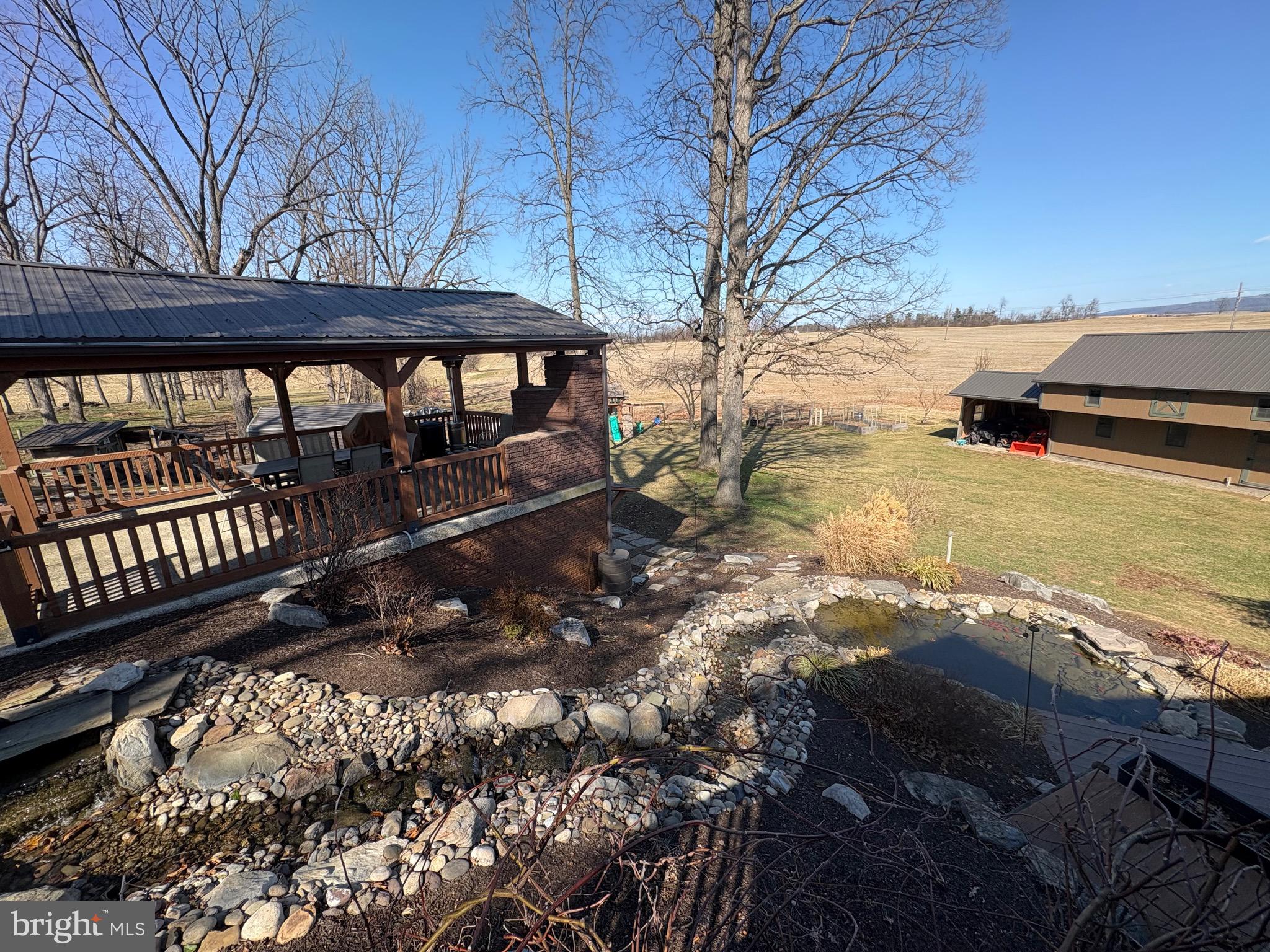 WALKER ROAD - Residential