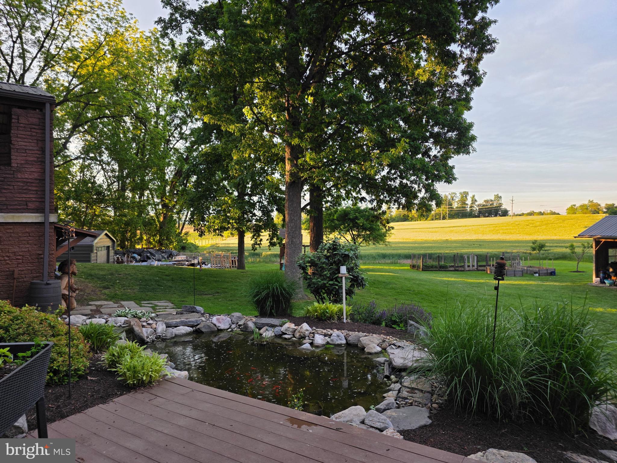 WALKER ROAD - Residential