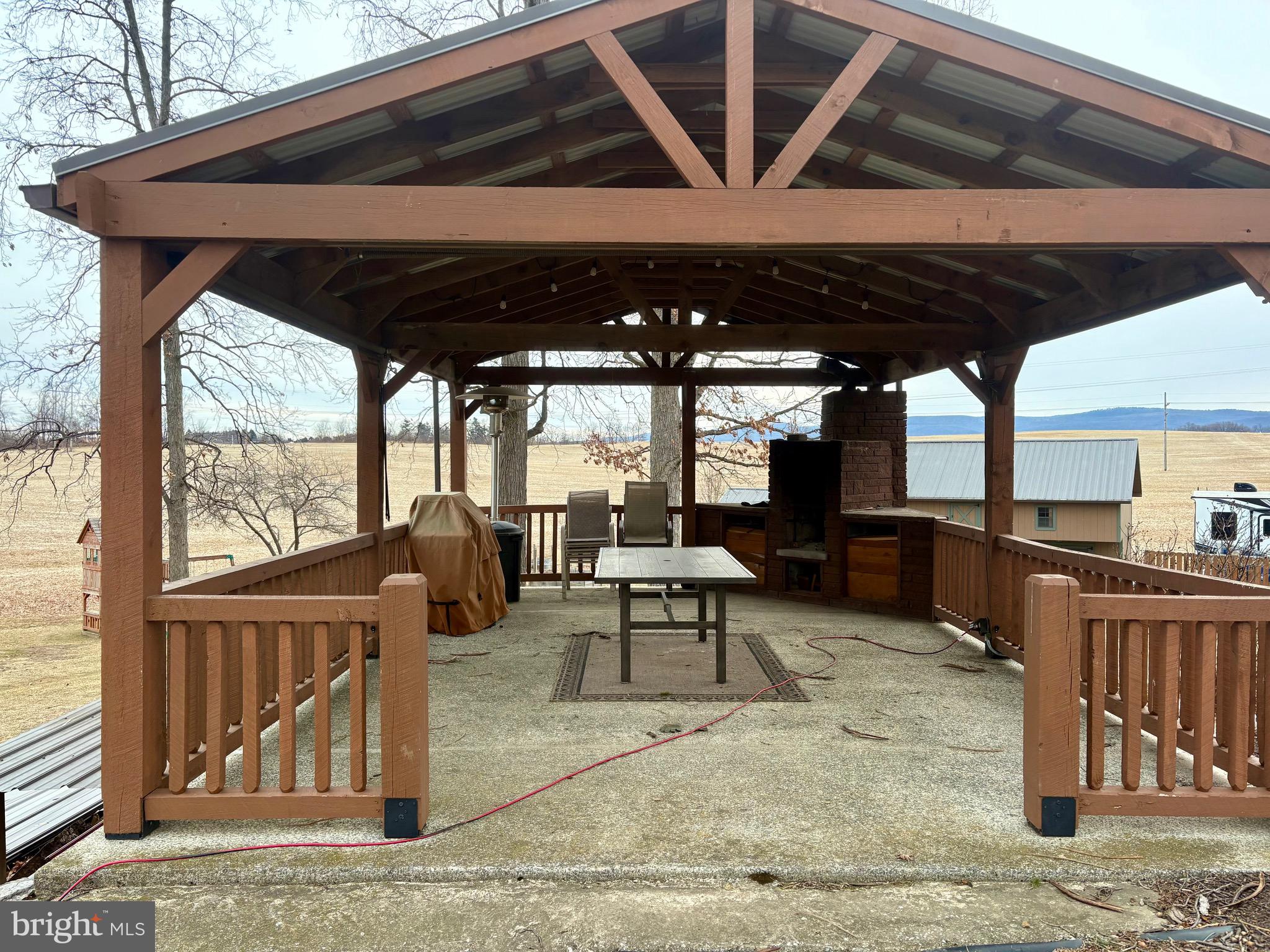 WALKER ROAD - Residential