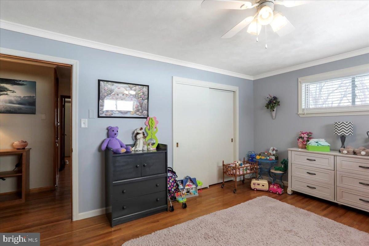 WALKER ROAD - Residential