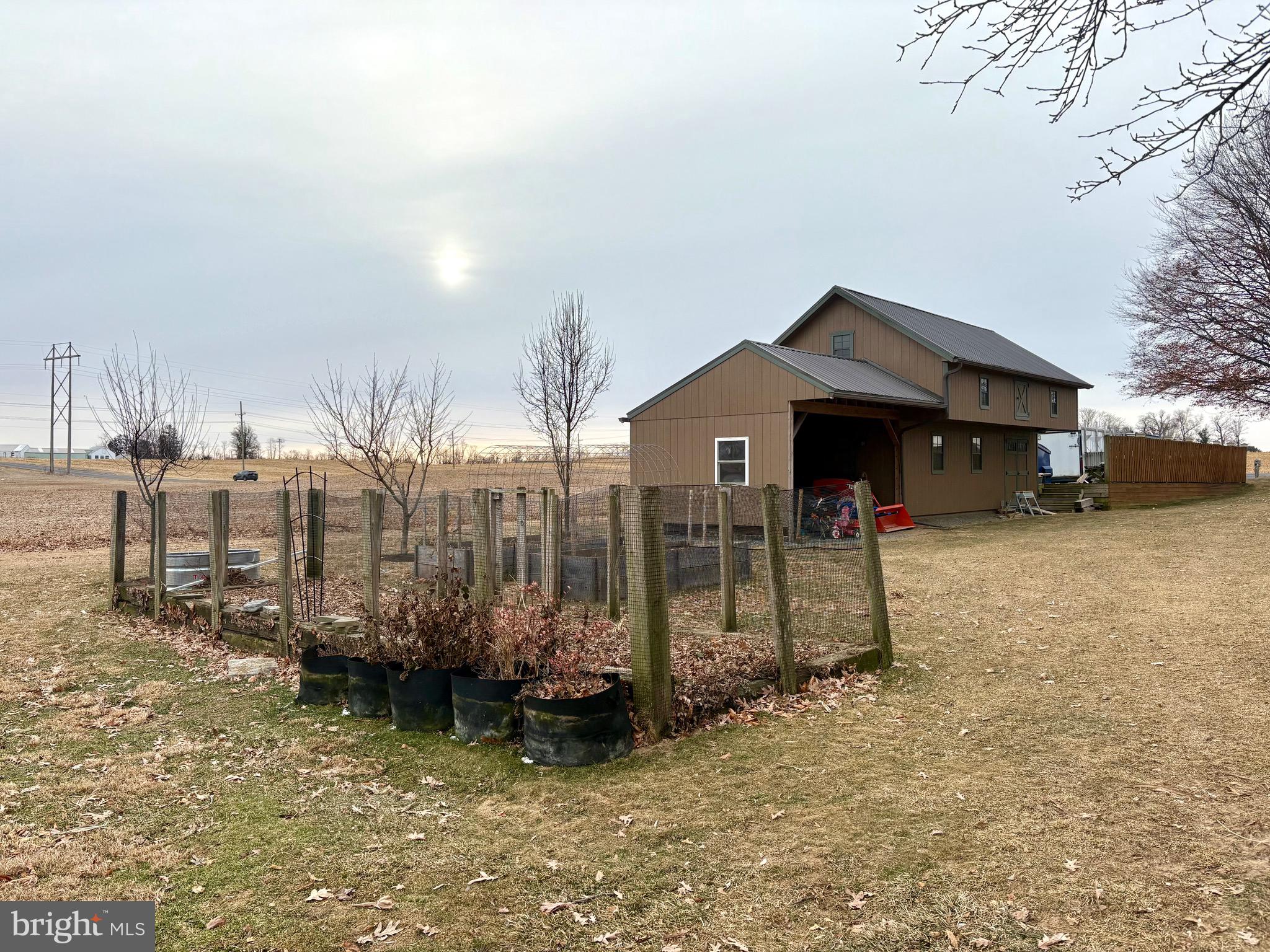 WALKER ROAD - Residential