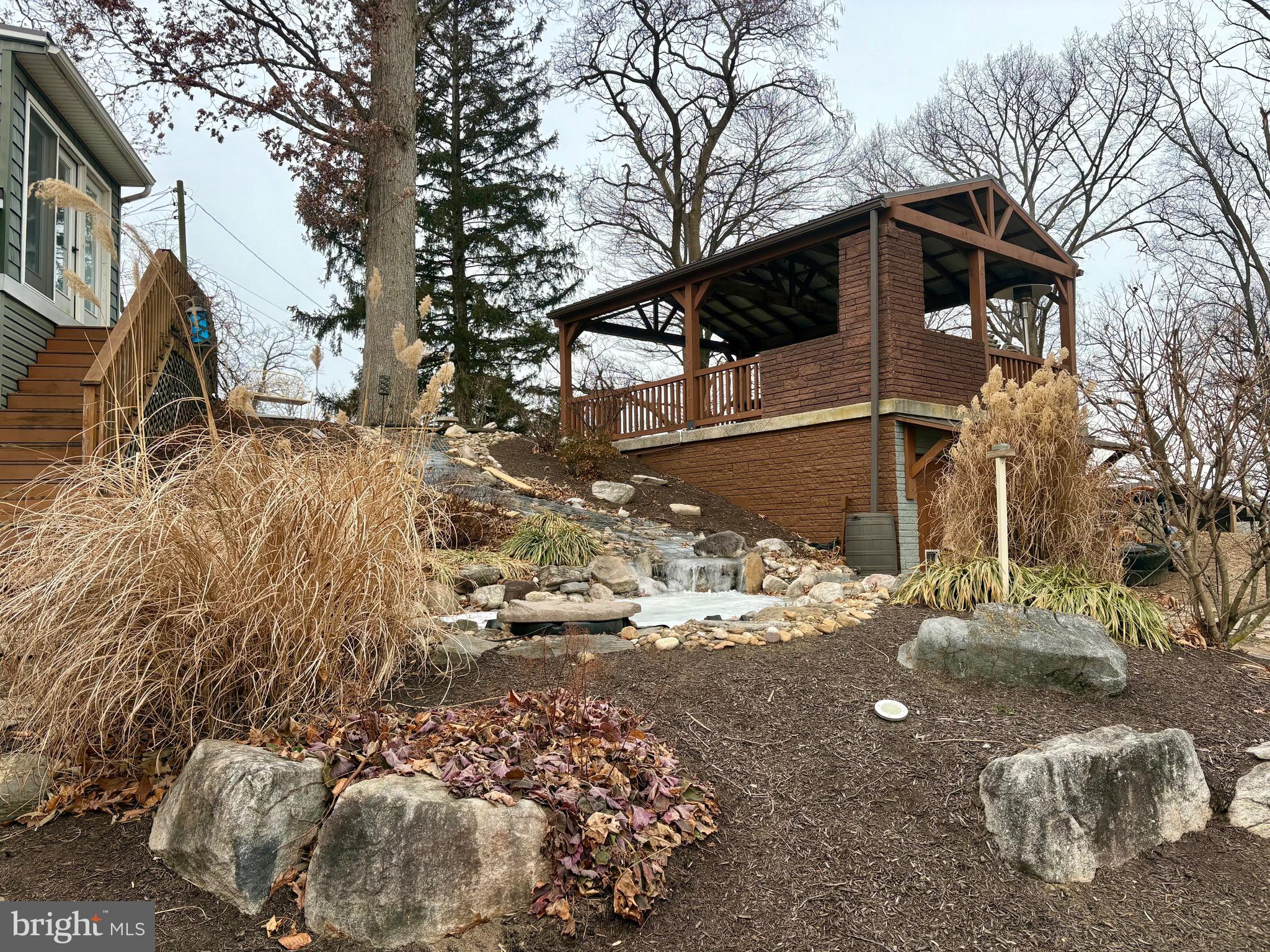 WALKER ROAD - Residential