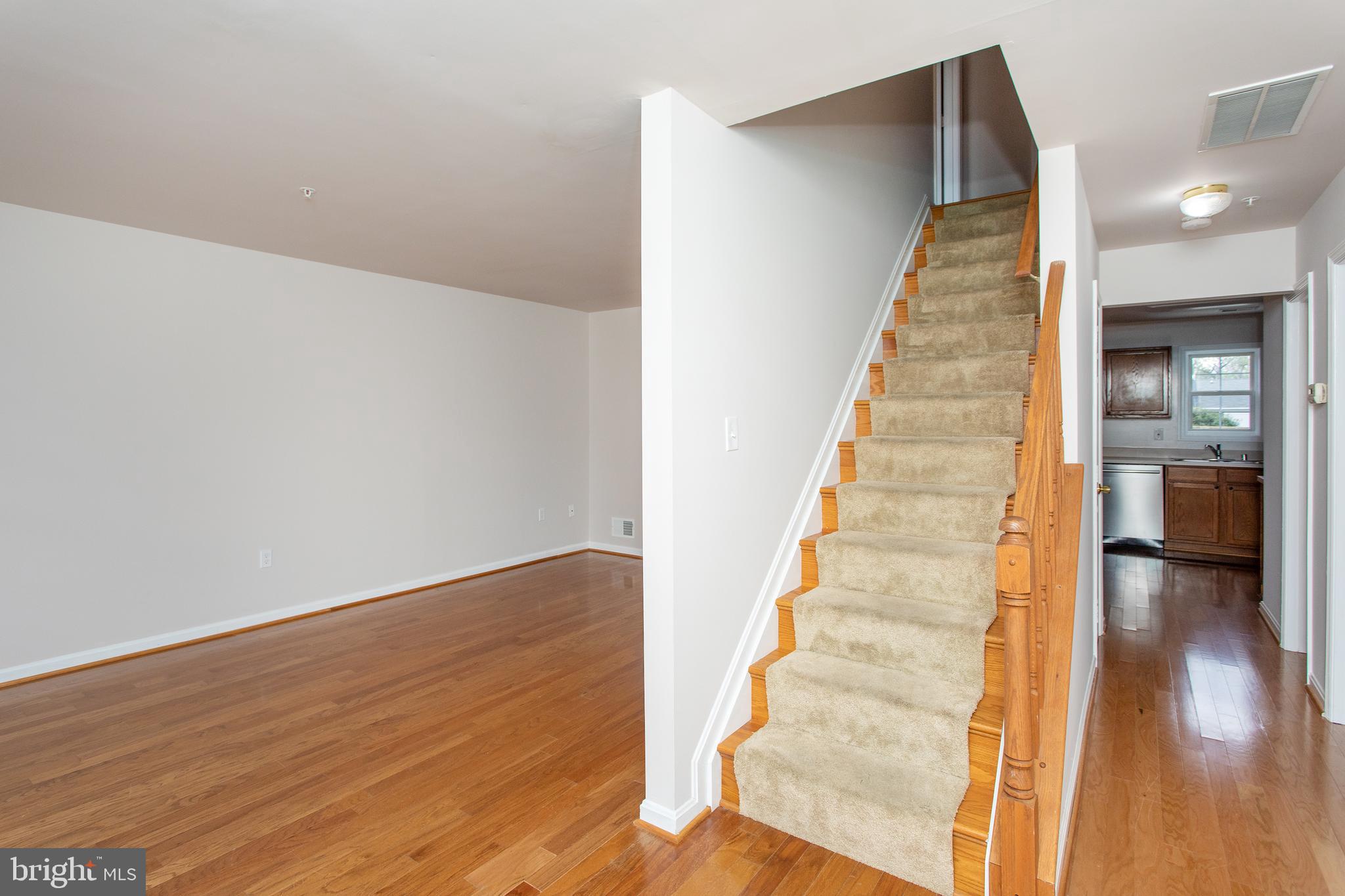 CHARLESTON TERRACE - Residential