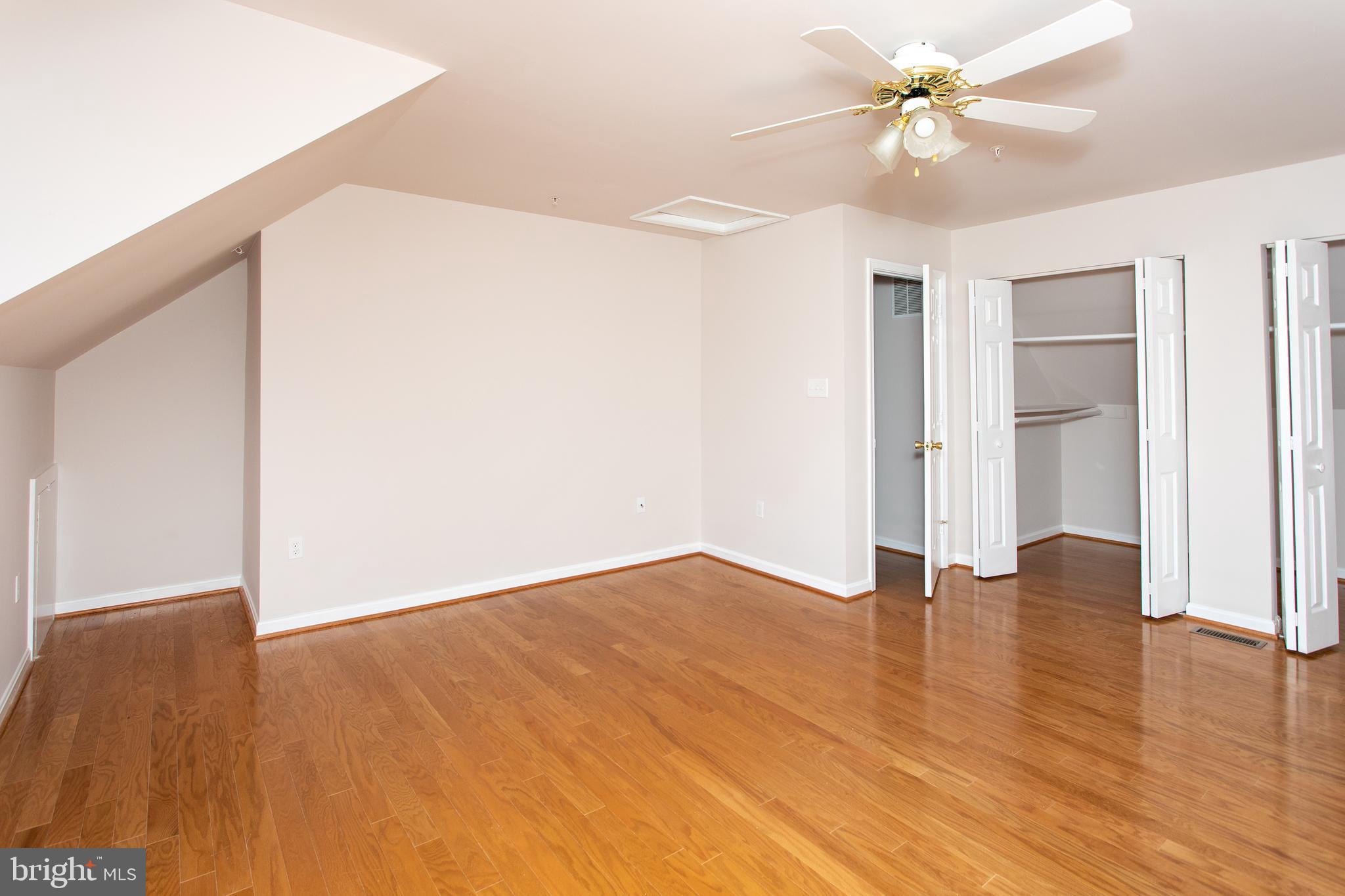 CHARLESTON TERRACE - Residential