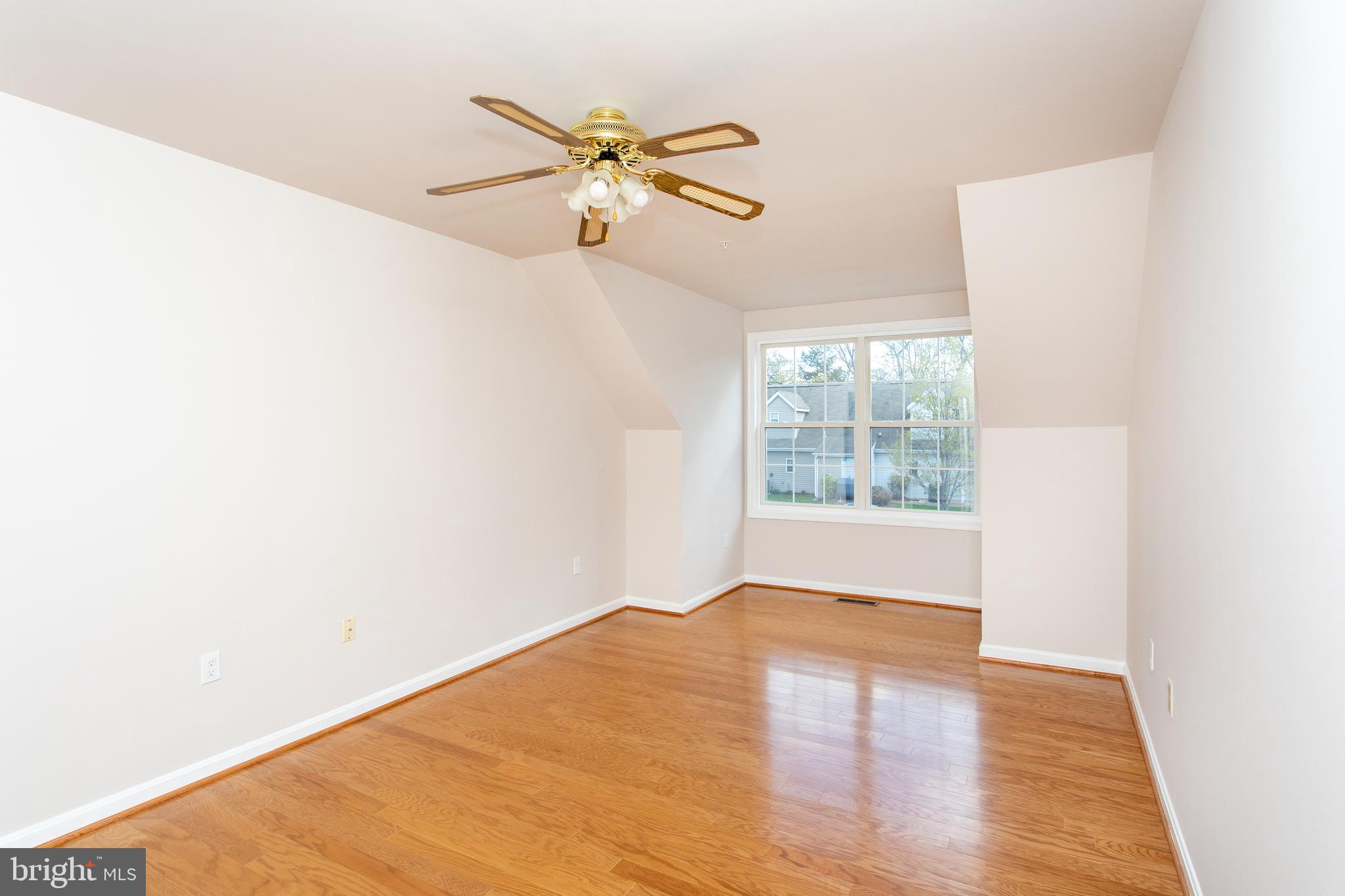 CHARLESTON TERRACE - Residential