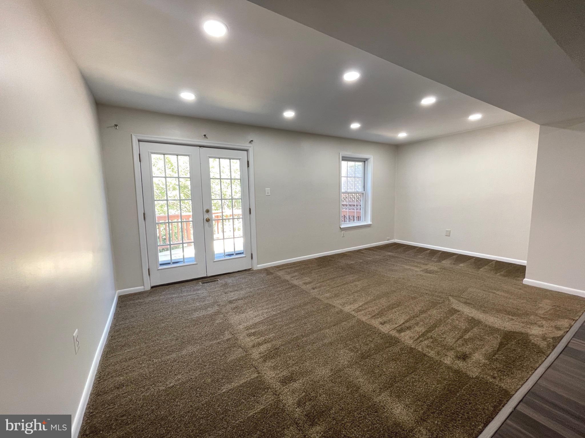 ASHFORD - Residential