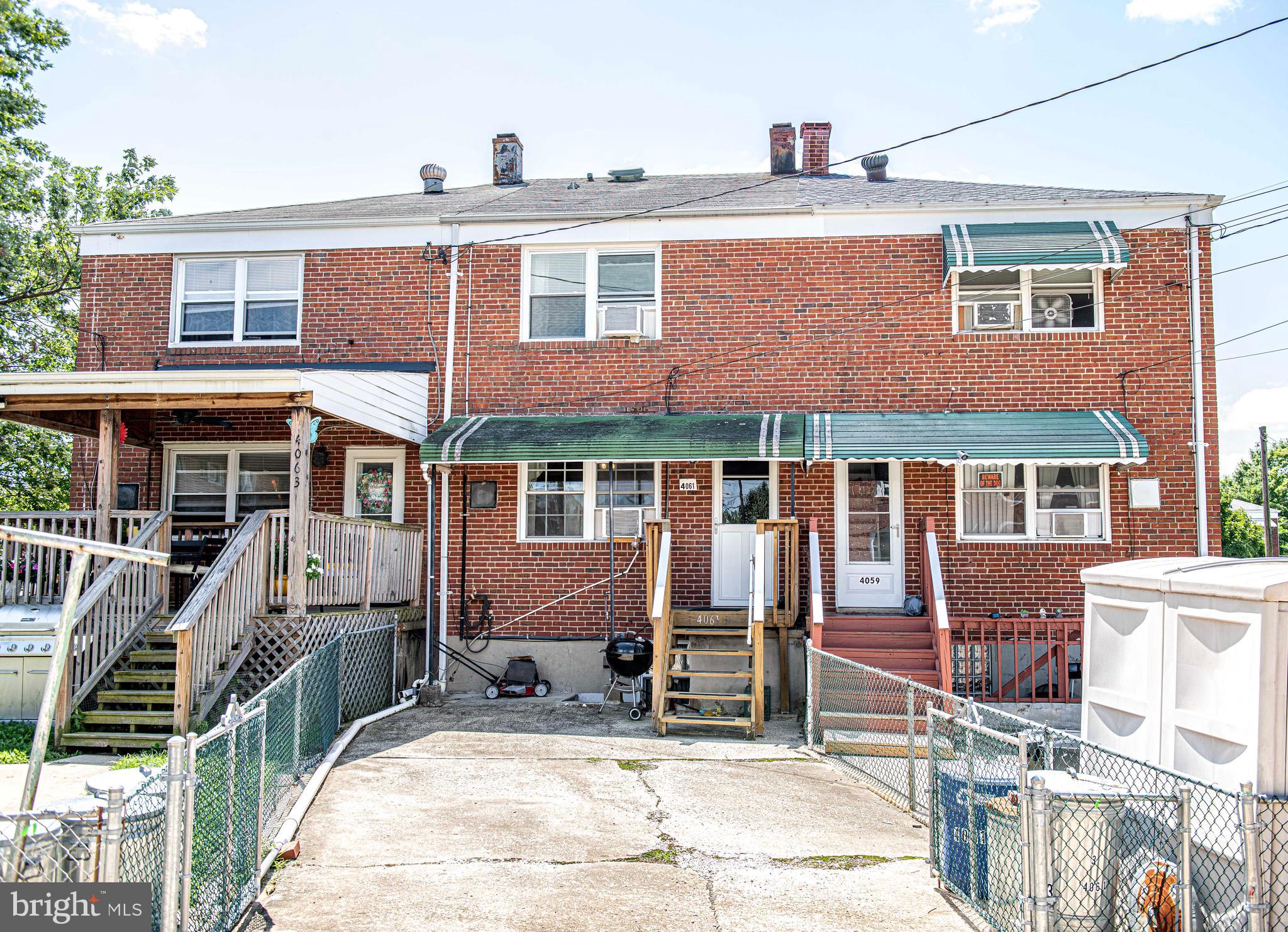 NORTH POINT VILLAGE - Residential