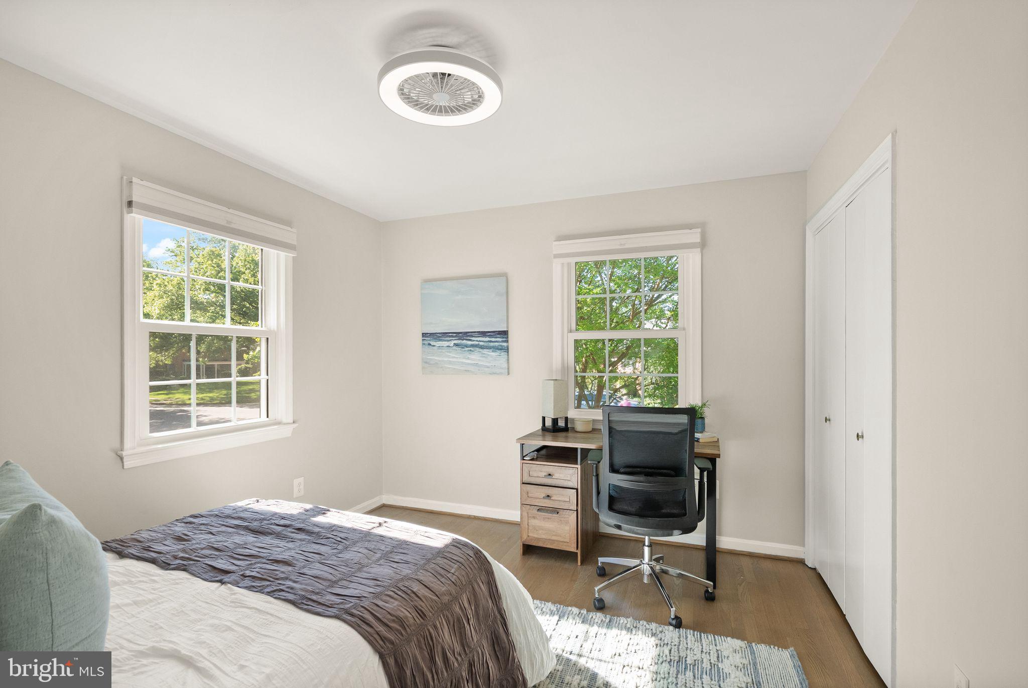 RIVERSIDE GARDENS - Residential