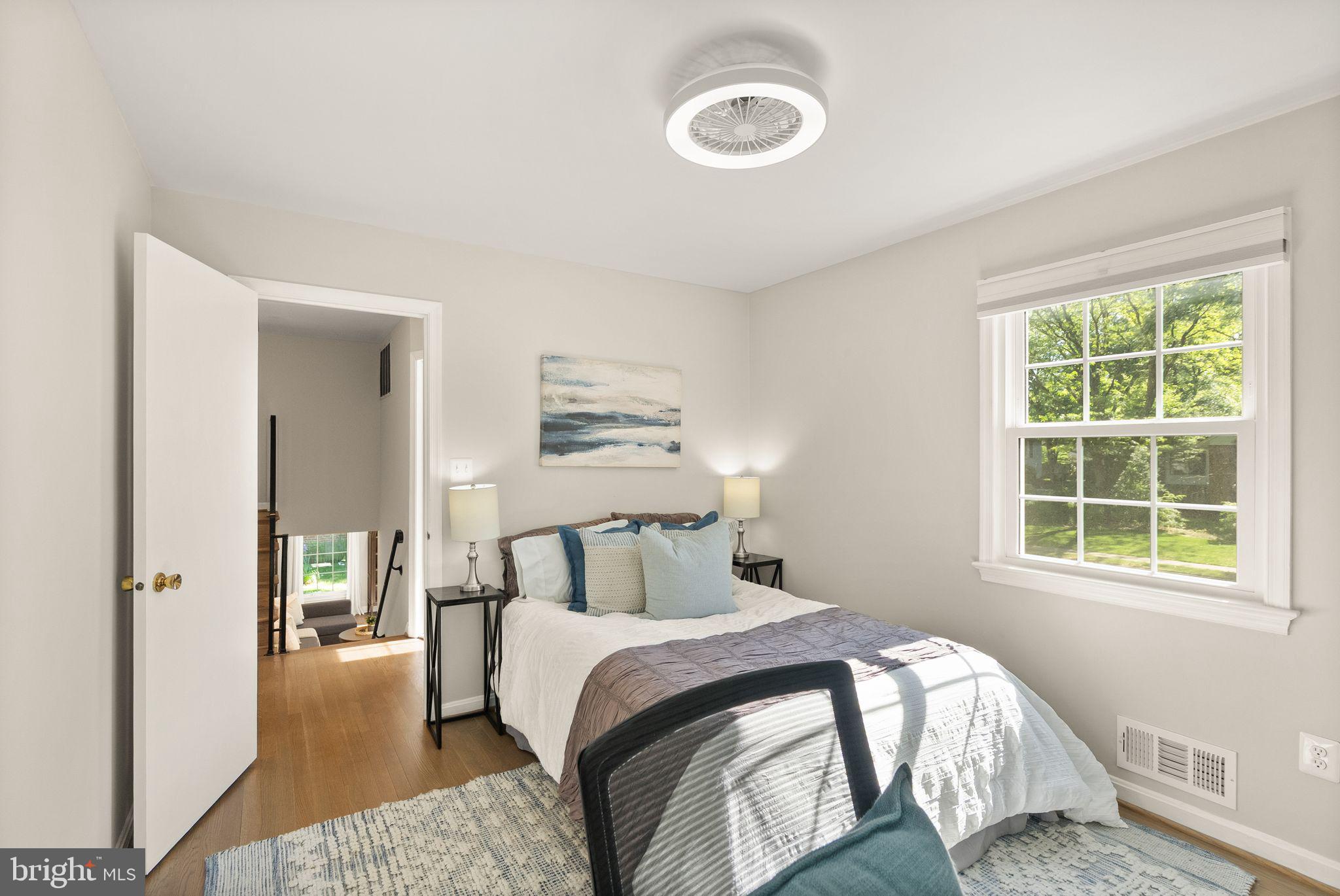 RIVERSIDE GARDENS - Residential
