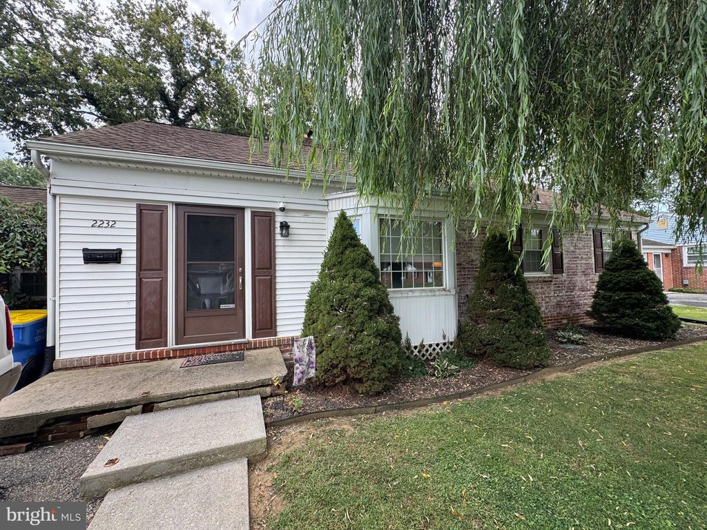 Photo of 2232 Dixie Drive, YORK, PA 17402 (MLS # PAYK2090190)