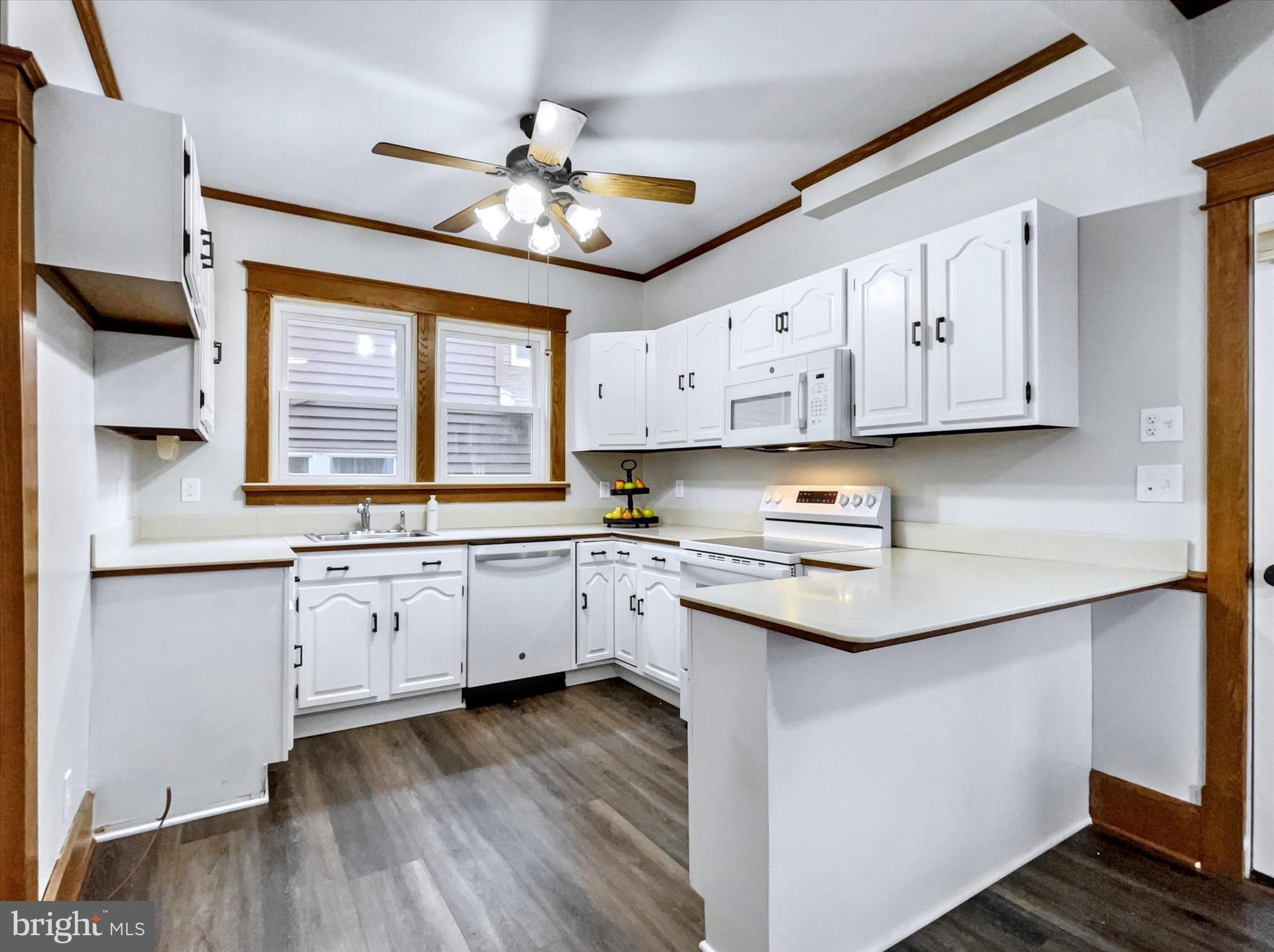 EAST PENNSBORO - Residential