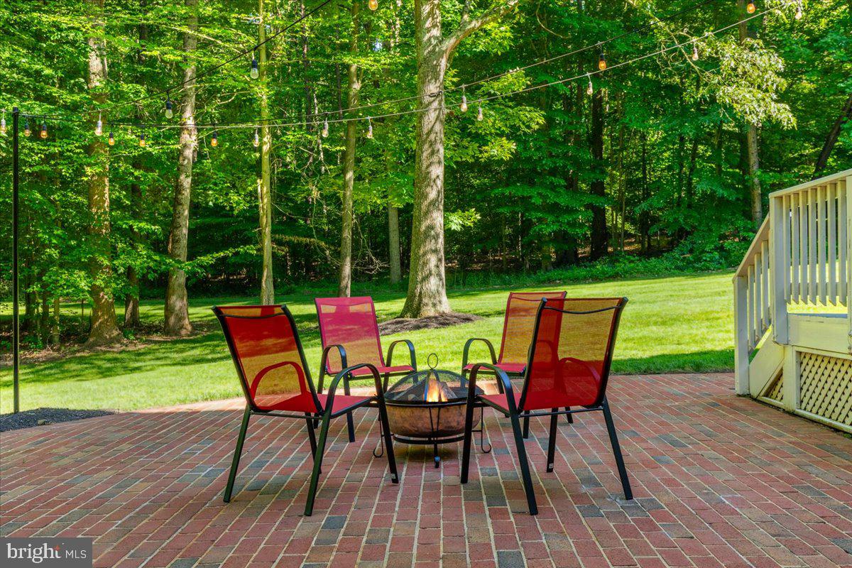 ESTATES AT ROSELAND - Residential