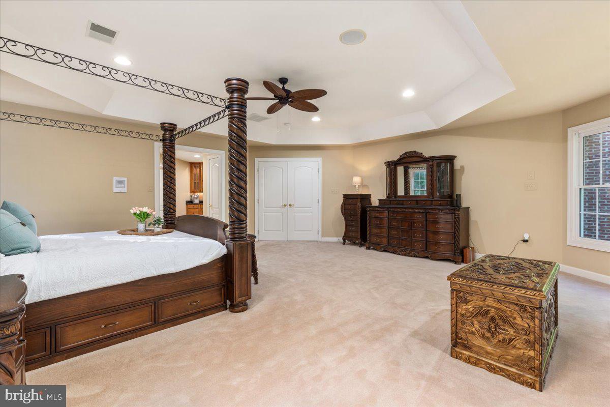 ESTATES AT ROSELAND - Residential