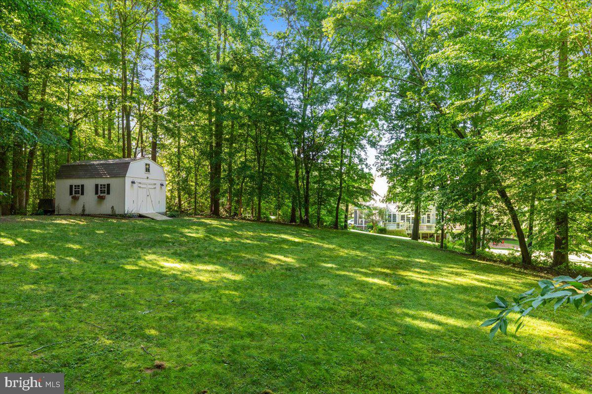 ESTATES AT ROSELAND - Residential