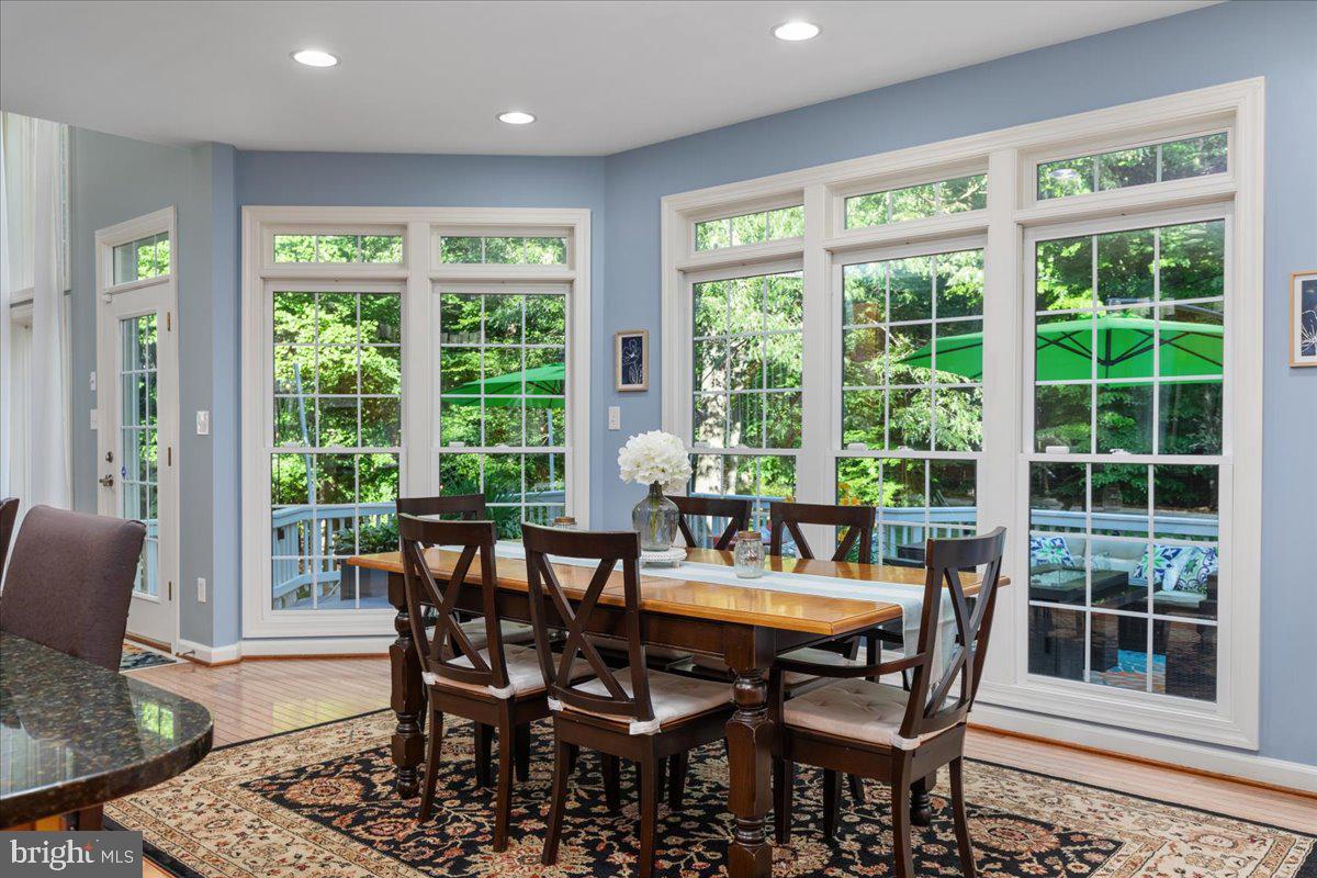 ESTATES AT ROSELAND - Residential