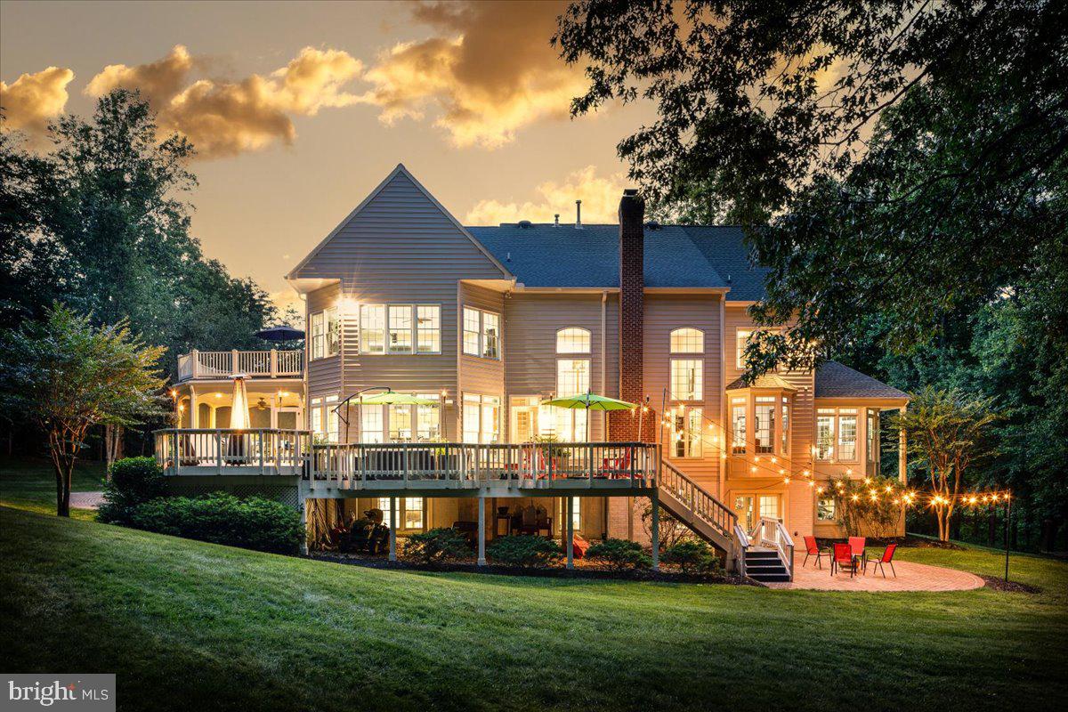 ESTATES AT ROSELAND - Residential