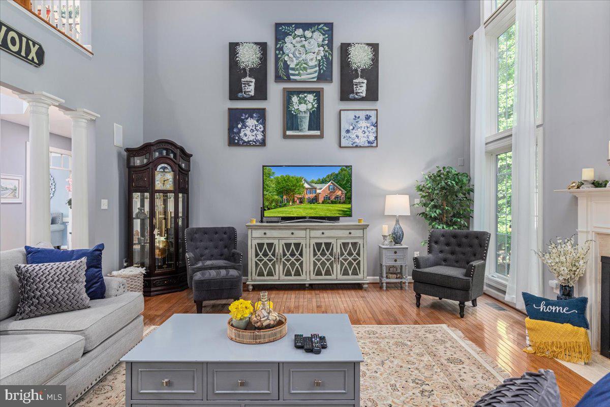 ESTATES AT ROSELAND - Residential