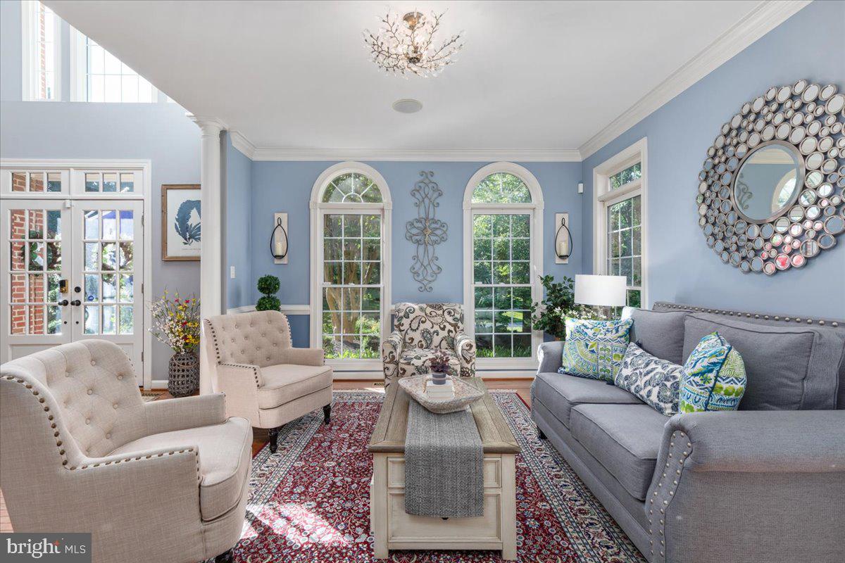 ESTATES AT ROSELAND - Residential