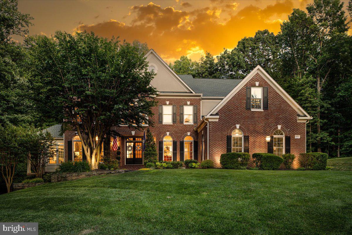 ESTATES AT ROSELAND - Residential