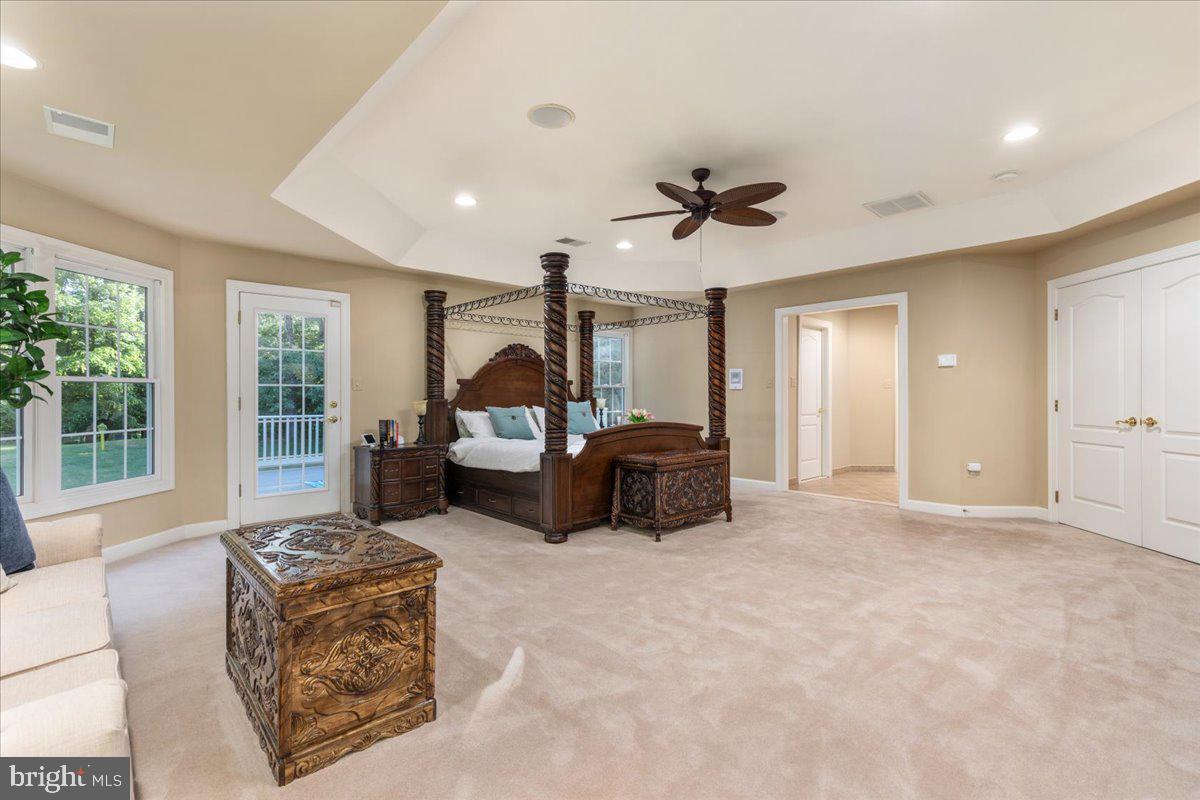 ESTATES AT ROSELAND - Residential