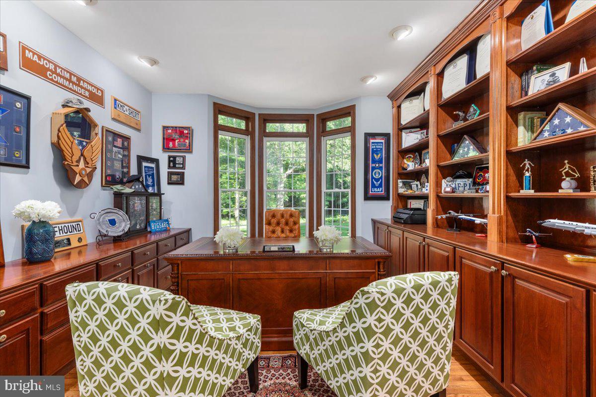 ESTATES AT ROSELAND - Residential