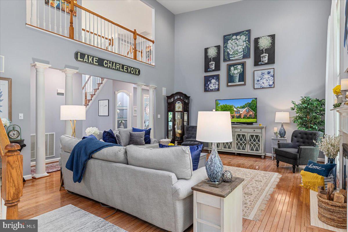 ESTATES AT ROSELAND - Residential