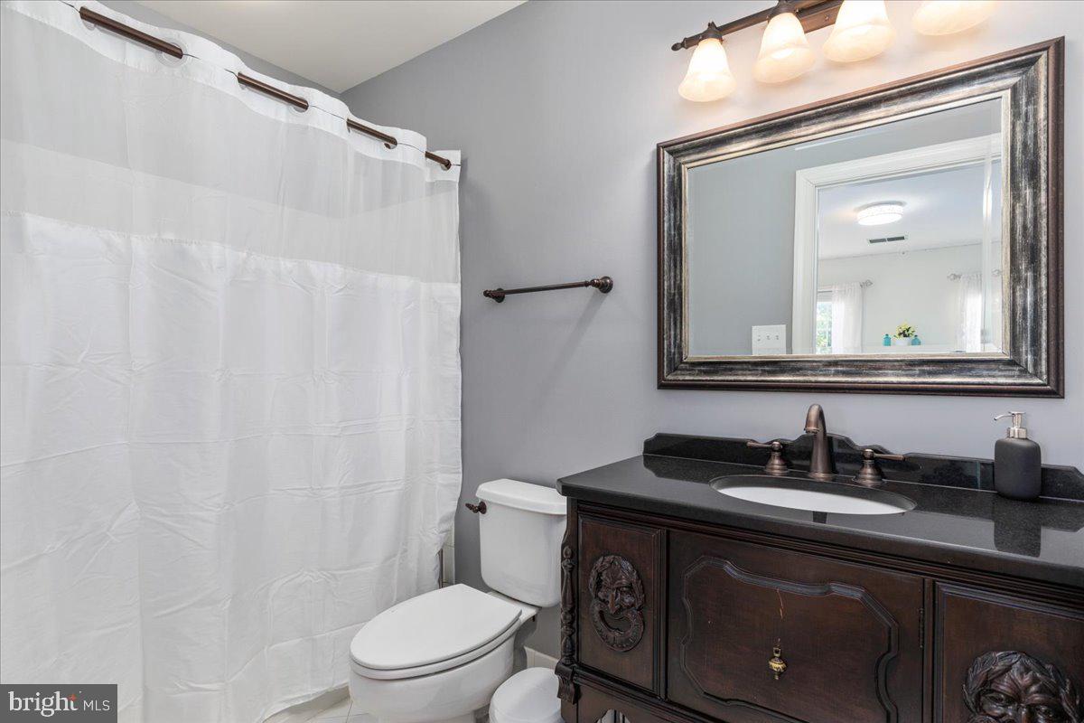 ESTATES AT ROSELAND - Residential