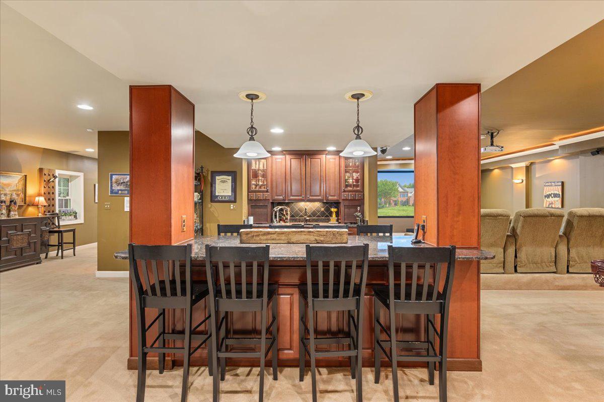 ESTATES AT ROSELAND - Residential