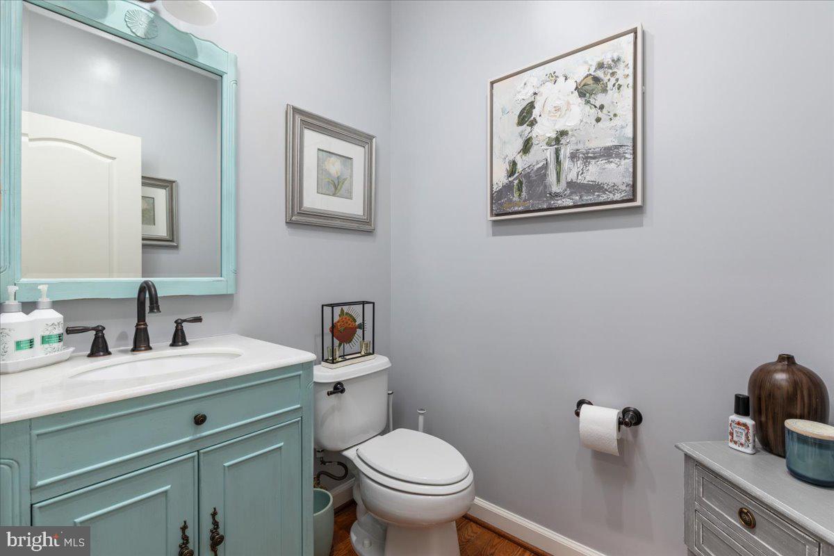 ESTATES AT ROSELAND - Residential