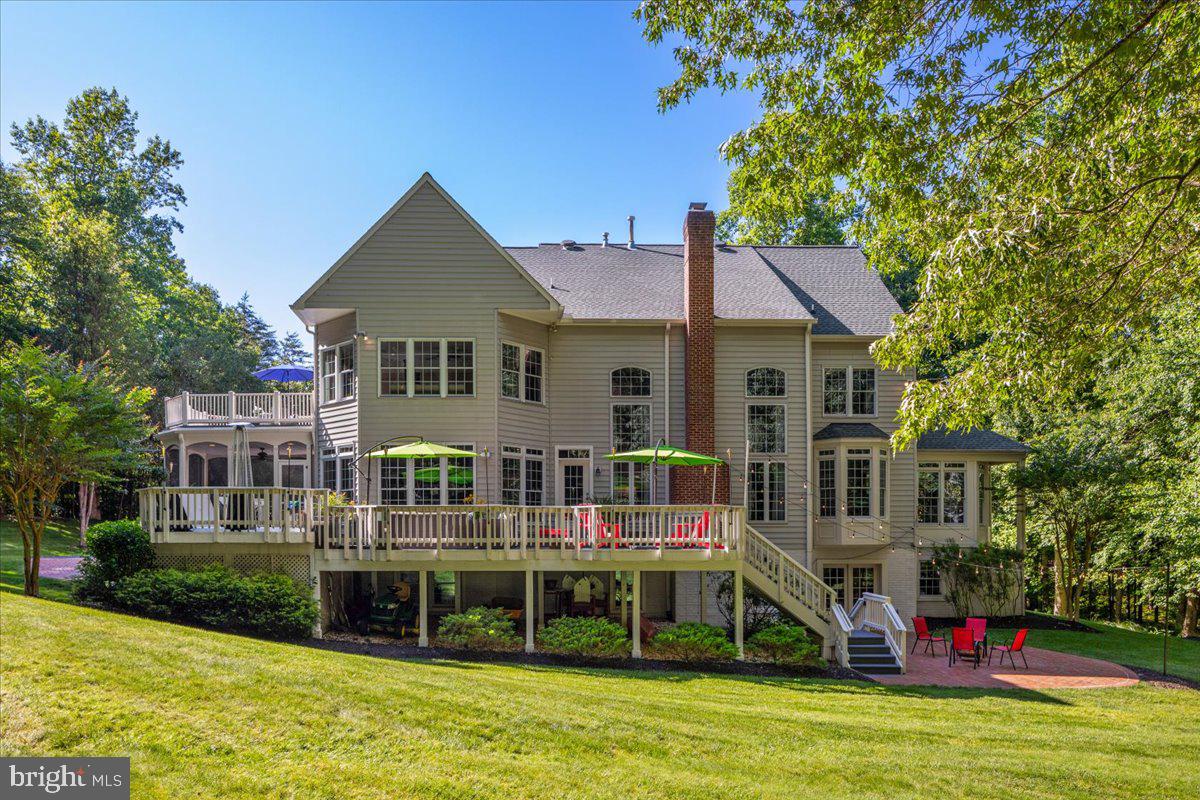 ESTATES AT ROSELAND - Residential