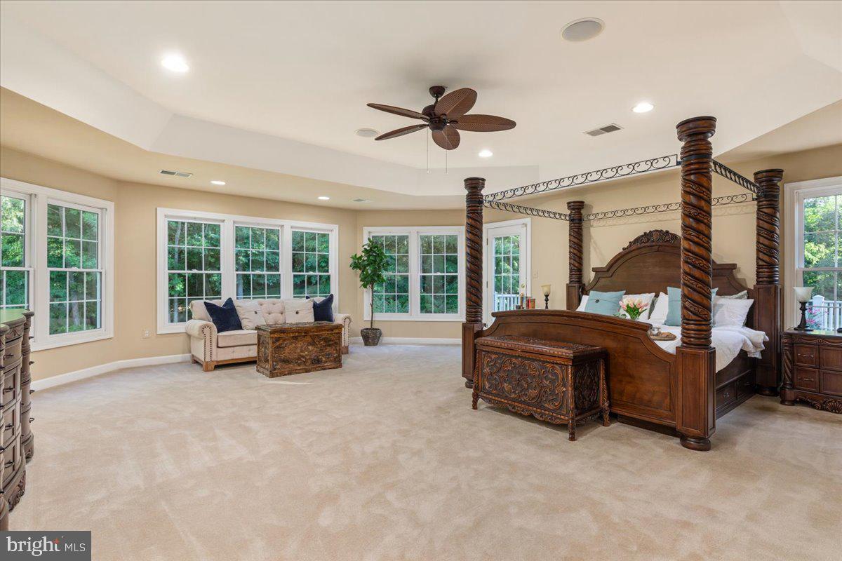 ESTATES AT ROSELAND - Residential