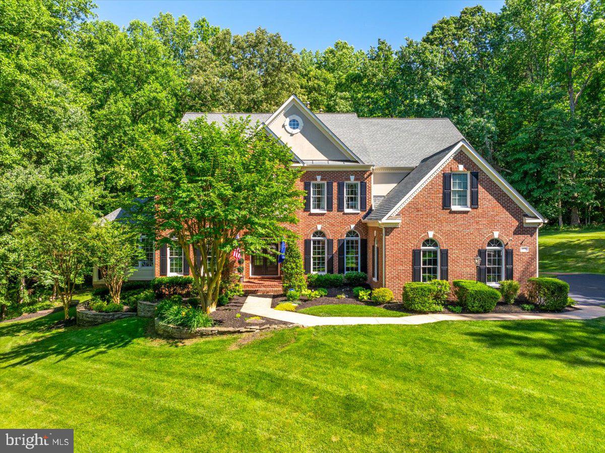 ESTATES AT ROSELAND - Residential