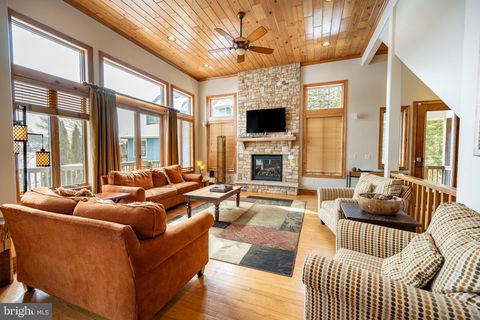 6 WALTON WAY MC HENRY MD 21541