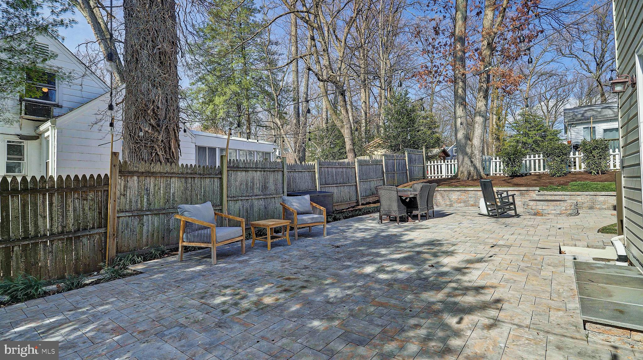 JEFFERSON VILLAGE - Residential